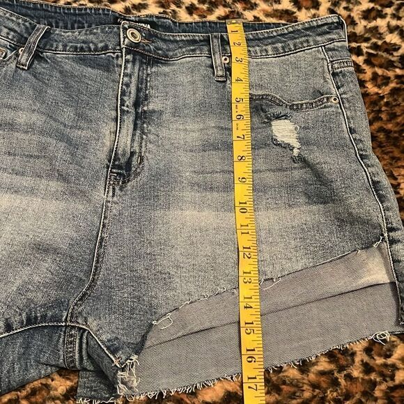 Fashion Nova Blue Ripped Boho Distressed City Queen High Waist Flip Denim Shorts - Picture 6 of 16